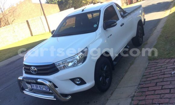 Buy Used Toyota Hilux White Car in Big Bend in Lubombo Buy Used Toyota Hilux White Car in Big Bend in Lubombo