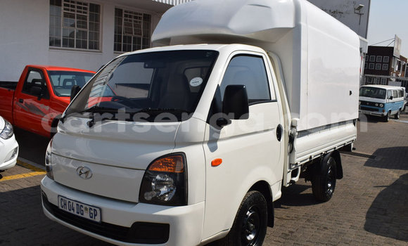 Buy Used Hyundai Dynasty White Car in Big Bend in Lubombo District Buy Used Hyundai Dynasty White Car in Big Bend in Lubombo District