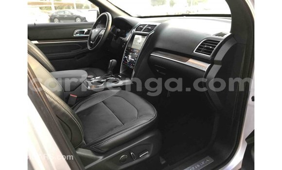 Buy Import Ford Explorer Other Car in Import - Dubai in Hhohho Buy Import Ford Explorer Other Car in Import - Dubai in Hhohho