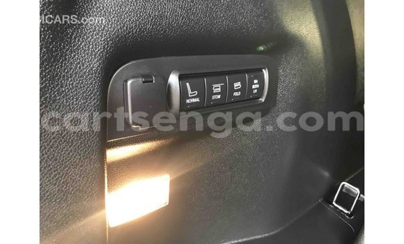 Buy Import Ford Explorer Other Car in Import - Dubai in Hhohho Buy Import Ford Explorer Other Car in Import - Dubai in Hhohho