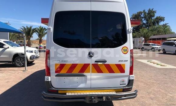 Acheter Occasion Voiture Mercedes‒Benz C–Class Blanc à Mbabane, Manzini Acheter Occasion Voiture Mercedes‒Benz C–Class Blanc à Mbabane, Manzini