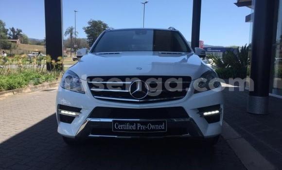 Buy Used Mercedes‒Benz ML–Class White Car in Mbabane in Manzini Buy Used Mercedes‒Benz ML–Class White Car in Mbabane in Manzini