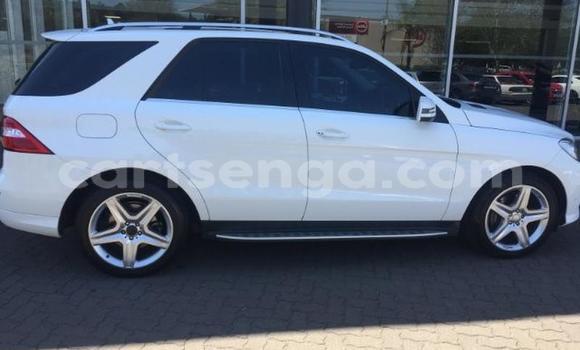 Buy Used Mercedes‒Benz ML–Class White Car in Mbabane in Manzini Buy Used Mercedes‒Benz ML–Class White Car in Mbabane in Manzini