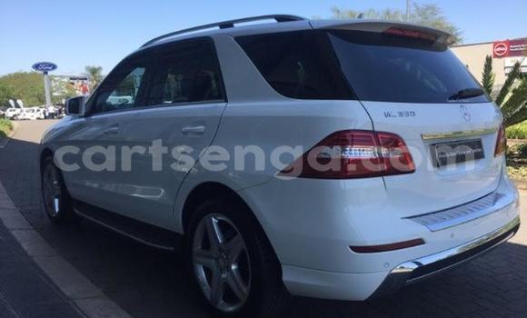 Buy Used Mercedes‒Benz ML–Class White Car in Mbabane in Manzini Buy Used Mercedes‒Benz ML–Class White Car in Mbabane in Manzini