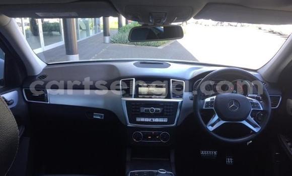 Buy Used Mercedes‒Benz ML–Class White Car in Mbabane in Manzini Buy Used Mercedes‒Benz ML–Class White Car in Mbabane in Manzini