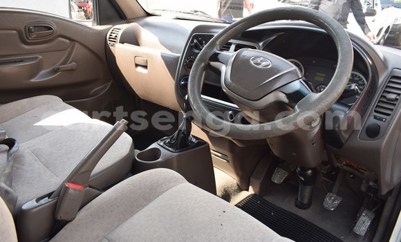 Acheter Occasion Voiture Hyundai H1 Blanc à Manzini, Manzini Acheter Occasion Voiture Hyundai H1 Blanc à Manzini, Manzini