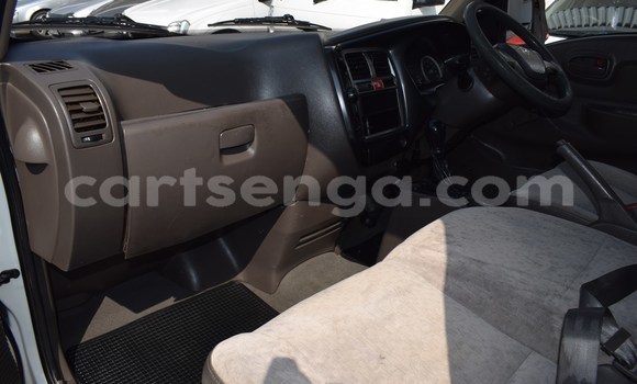 Acheter Occasion Voiture Hyundai H1 Blanc à Manzini, Manzini Acheter Occasion Voiture Hyundai H1 Blanc à Manzini, Manzini