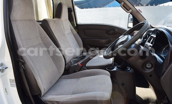 Acheter Occasion Voiture Hyundai H1 Blanc à Manzini, Manzini Acheter Occasion Voiture Hyundai H1 Blanc à Manzini, Manzini