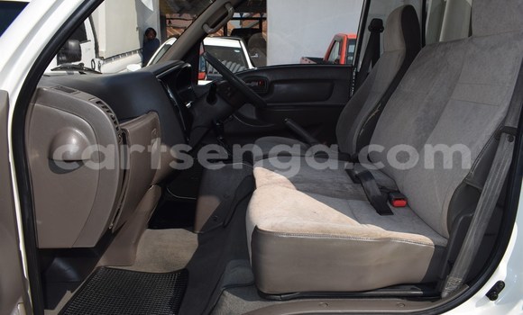 Acheter Occasion Voiture Hyundai H1 Blanc à Manzini, Manzini Acheter Occasion Voiture Hyundai H1 Blanc à Manzini, Manzini