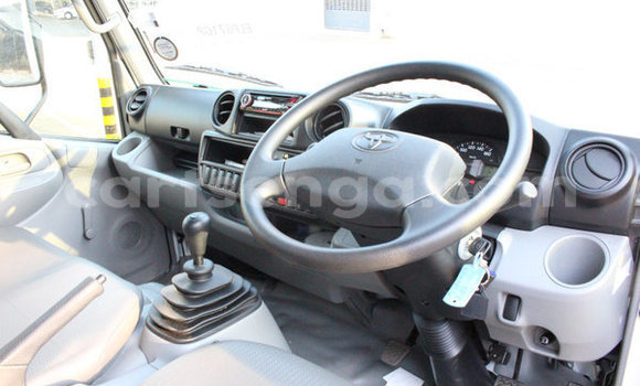 Acheter Occasion Utilitaire Toyota Dyna Blanc à Ezulwini, Hhohho Acheter Occasion Utilitaire Toyota Dyna Blanc à Ezulwini, Hhohho