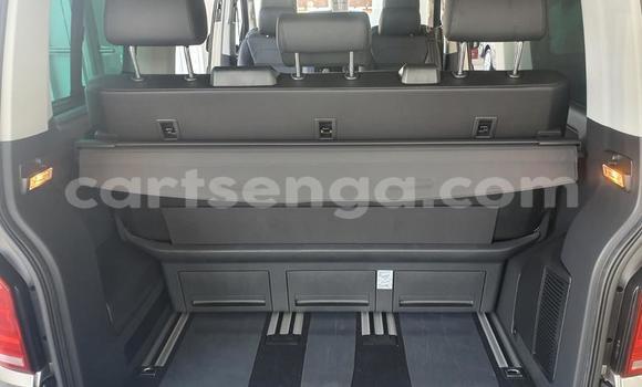 Acheter Occasion Voiture Volkswagen Caravelle Beige à Mbabane, Manzini Acheter Occasion Voiture Volkswagen Caravelle Beige à Mbabane, Manzini