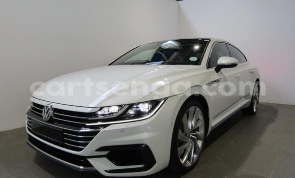 Acheter Occasion Voiture Volkswagen Arteon Blanc à Mbabane, Manzini Acheter Occasion Voiture Volkswagen Arteon Blanc à Mbabane, Manzini