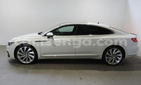 Acheter Occasion Voiture Volkswagen Arteon Blanc à Mbabane, Manzini Acheter Occasion Voiture Volkswagen Arteon Blanc à Mbabane, Manzini