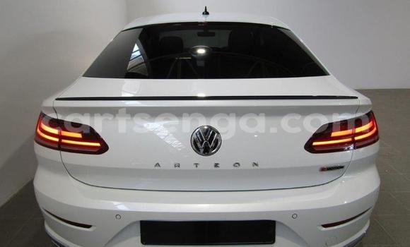 Acheter Occasion Voiture Volkswagen Arteon Blanc à Mbabane, Manzini Acheter Occasion Voiture Volkswagen Arteon Blanc à Mbabane, Manzini