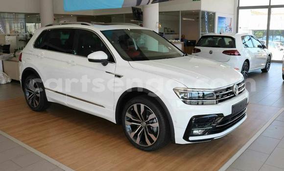 Acheter Occasion Voiture Volkswagen Tiguan Blanc à Mbabane, Manzini Acheter Occasion Voiture Volkswagen Tiguan Blanc à Mbabane, Manzini