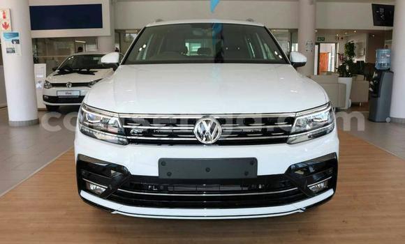 Acheter Occasion Voiture Volkswagen Tiguan Blanc à Mbabane, Manzini Acheter Occasion Voiture Volkswagen Tiguan Blanc à Mbabane, Manzini