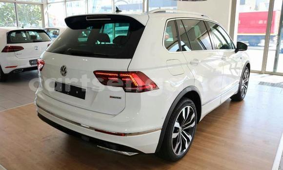 Acheter Occasion Voiture Volkswagen Tiguan Blanc à Mbabane, Manzini Acheter Occasion Voiture Volkswagen Tiguan Blanc à Mbabane, Manzini