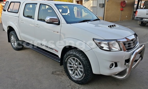 Buy Used Toyota Hilux White Car in Big Bend in Lubombo District Buy Used Toyota Hilux White Car in Big Bend in Lubombo District