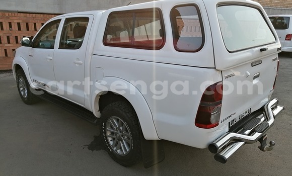 Buy Used Toyota Hilux White Car in Big Bend in Lubombo District Buy Used Toyota Hilux White Car in Big Bend in Lubombo District