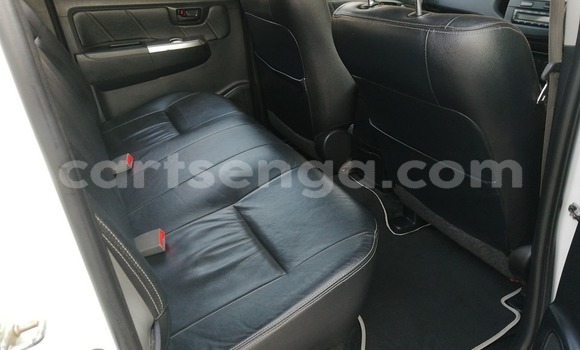 Buy Used Toyota Hilux White Car in Big Bend in Lubombo District Buy Used Toyota Hilux White Car in Big Bend in Lubombo District