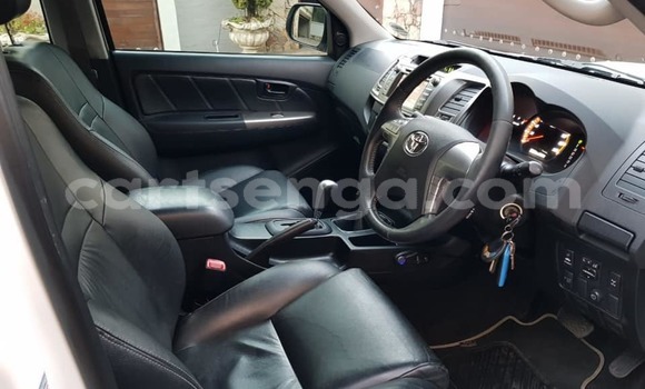 Buy Used Toyota Hilux White Car in Big Bend in Lubombo District Buy Used Toyota Hilux White Car in Big Bend in Lubombo District