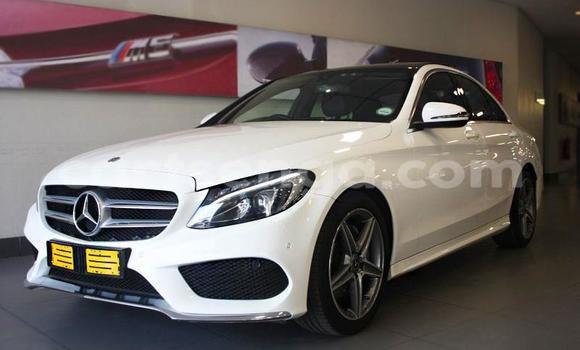 Acheter Occasion Voiture Mercedes‒Benz C–Class Blanc à Manzini, Manzini Acheter Occasion Voiture Mercedes‒Benz C–Class Blanc à Manzini, Manzini