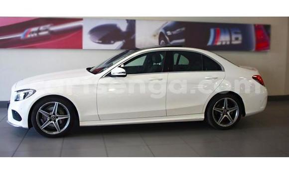 Acheter Occasion Voiture Mercedes‒Benz C–Class Blanc à Manzini, Manzini Acheter Occasion Voiture Mercedes‒Benz C–Class Blanc à Manzini, Manzini