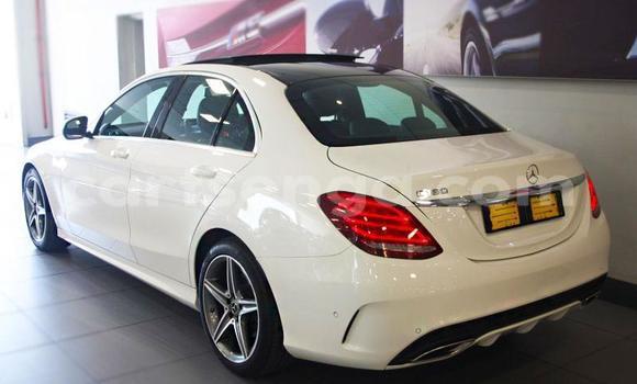 Acheter Occasion Voiture Mercedes‒Benz C–Class Blanc à Manzini, Manzini Acheter Occasion Voiture Mercedes‒Benz C–Class Blanc à Manzini, Manzini