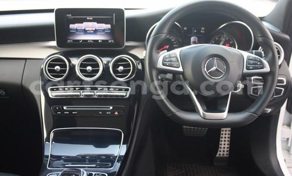 Acheter Occasion Voiture Mercedes‒Benz C–Class Blanc à Manzini, Manzini Acheter Occasion Voiture Mercedes‒Benz C–Class Blanc à Manzini, Manzini