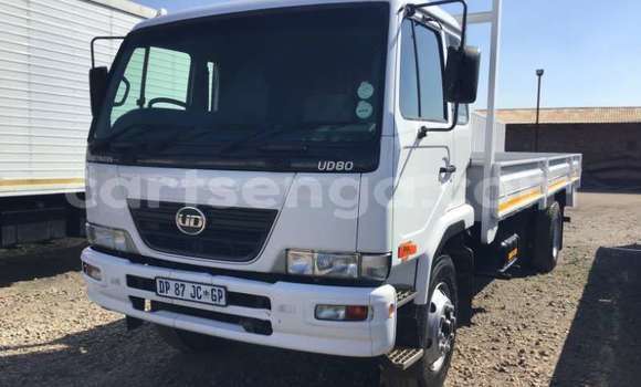 Acheter Occasion Utilitaire Nissan UD Blanc à Bulembu, Hhohho Acheter Occasion Utilitaire Nissan UD Blanc à Bulembu, Hhohho