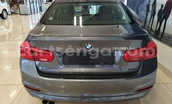 Nunua Ilio tumika BMW 3–Series Silver Gari ndani ya Bulembu nchini Hhohho Nunua Ilio tumika BMW 3–Series Silver Gari ndani ya Bulembu nchini Hhohho