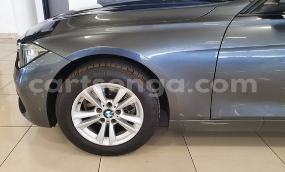 Nunua Ilio tumika BMW 3–Series Silver Gari ndani ya Bulembu nchini Hhohho Nunua Ilio tumika BMW 3–Series Silver Gari ndani ya Bulembu nchini Hhohho