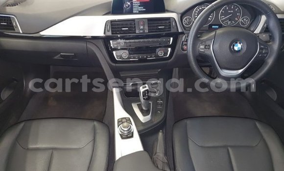 Nunua Ilio tumika BMW 3–Series Silver Gari ndani ya Bulembu nchini Hhohho Nunua Ilio tumika BMW 3–Series Silver Gari ndani ya Bulembu nchini Hhohho
