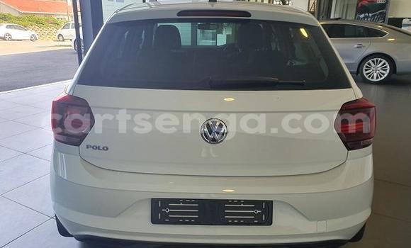 Acheter Occasion Voiture Volkswagen Polo Blanc à Hlatikulu, Shiselweni District Acheter Occasion Voiture Volkswagen Polo Blanc à Hlatikulu, Shiselweni District