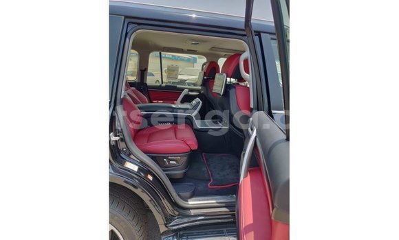 Buy Import Toyota Land Cruiser Black Car in Import - Dubai in Hhohho Buy Import Toyota Land Cruiser Black Car in Import - Dubai in Hhohho
