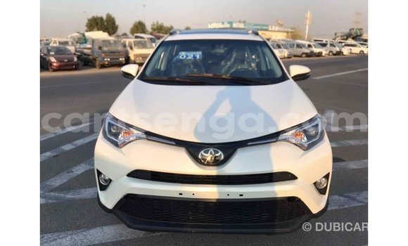 Buy Import Toyota 4Runner White Car in Import - Dubai in Hhohho Buy Import Toyota 4Runner White Car in Import - Dubai in Hhohho
