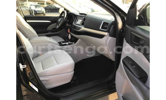 Buy Import Toyota Highlander Black Car in Import - Dubai in Hhohho Buy Import Toyota Highlander Black Car in Import - Dubai in Hhohho
