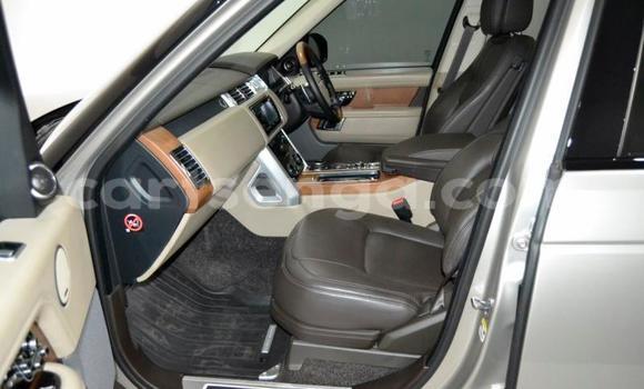 Nunua Ilio tumika Land Rover Range Rover White Gari ndani ya Manzini nchini Manzini Nunua Ilio tumika Land Rover Range Rover White Gari ndani ya Manzini nchini Manzini