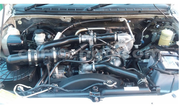 Buy Used Isuzu KB White Car in Ezulwini in Hhohho Buy Used Isuzu KB White Car in Ezulwini in Hhohho