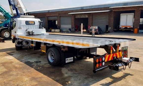 Buy Used Hino 300 Series White Truck in Ezulwini in Hhohho Buy Used Hino 300 Series White Truck in Ezulwini in Hhohho