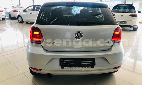 Nunua Ilio tumika Volkswagen Polo Silver Gari ndani ya Manzini nchini Manzini Nunua Ilio tumika Volkswagen Polo Silver Gari ndani ya Manzini nchini Manzini