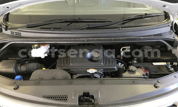 Nunua Ilio tumika Hyundai H1 Silver Gari ndani ya Ezulwini nchini Hhohho Nunua Ilio tumika Hyundai H1 Silver Gari ndani ya Ezulwini nchini Hhohho