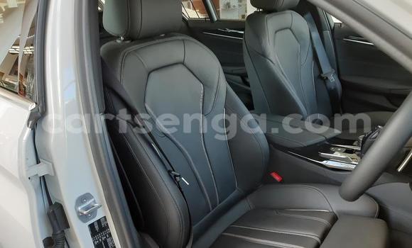 Acheter Occasion Voiture BMW 5–Series Blanc à Manzini, Manzini Acheter Occasion Voiture BMW 5–Series Blanc à Manzini, Manzini