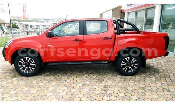 Buy Used Isuzu KB Red Car in Ezulwini in Hhohho Buy Used Isuzu KB Red Car in Ezulwini in Hhohho