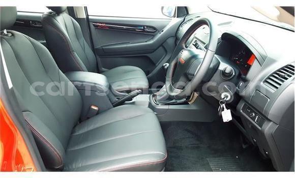 Buy Used Isuzu KB Red Car in Ezulwini in Hhohho Buy Used Isuzu KB Red Car in Ezulwini in Hhohho
