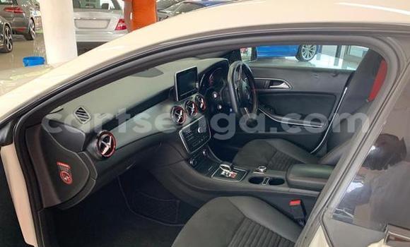 Buy Used Mercedes‒Benz A–Class White Car in Ezulwini in Hhohho Buy Used Mercedes‒Benz A–Class White Car in Ezulwini in Hhohho