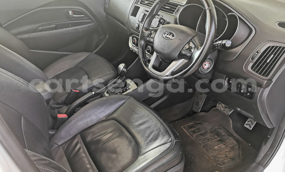 Buy Used Kia Rio White Car in Ezulwini in Hhohho Buy Used Kia Rio White Car in Ezulwini in Hhohho