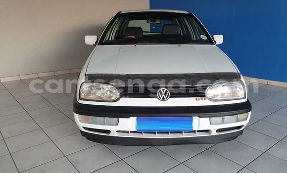 Buy Used Volkswagen Golf White Car in Ezulwini in Hhohho Buy Used Volkswagen Golf White Car in Ezulwini in Hhohho