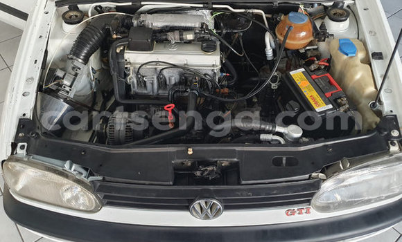 Buy Used Volkswagen Golf White Car in Ezulwini in Hhohho Buy Used Volkswagen Golf White Car in Ezulwini in Hhohho