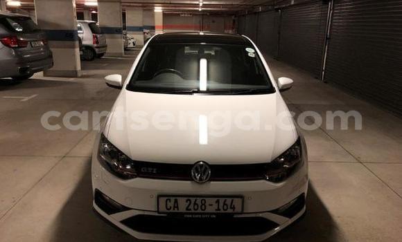 Acheter Occasion Voiture Volkswagen Polo Blanc à Ezulwini, Hhohho Acheter Occasion Voiture Volkswagen Polo Blanc à Ezulwini, Hhohho
